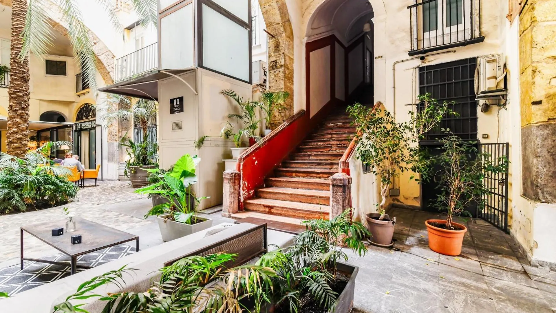 Palazzo Viola - Quattro Canti Charming Flats Apartment Palermo Italy
